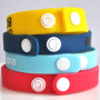 Pulseiras de silicone ajustáveis com clip